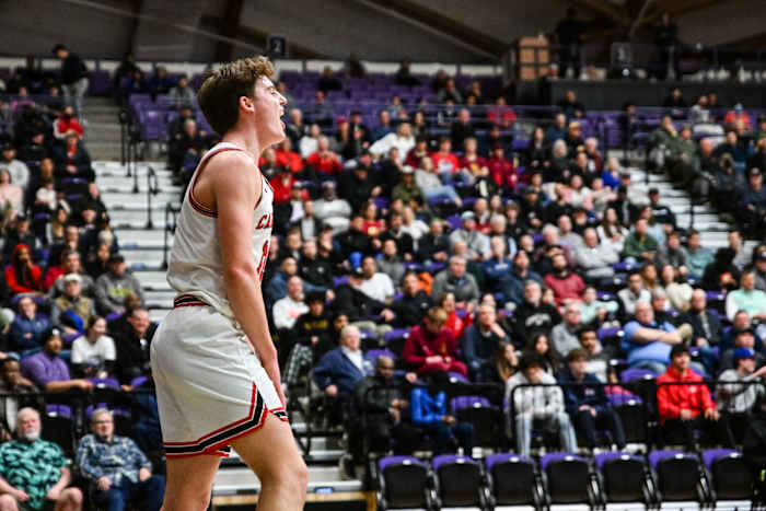 Lincoln Gresham 6A Oregon boys basketball quarterfinal Naji Saker -44